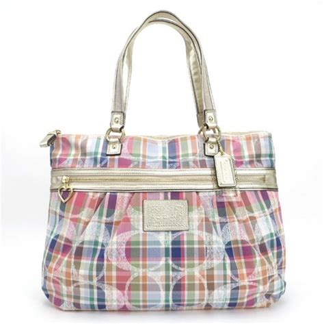 does coach purse offer discount for 501c